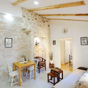  Apartment Grisogono Croatia